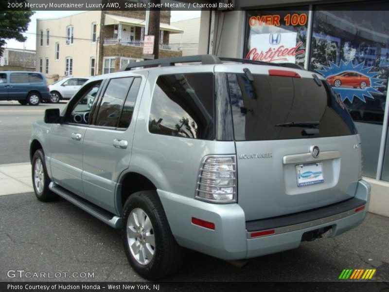 Satellite Silver Metallic / Charcoal Black 2006 Mercury Mountaineer Luxury AWD