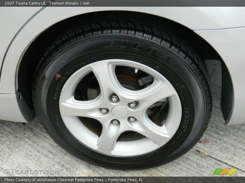 Titanium Metallic / Ash 2007 Toyota Camry LE