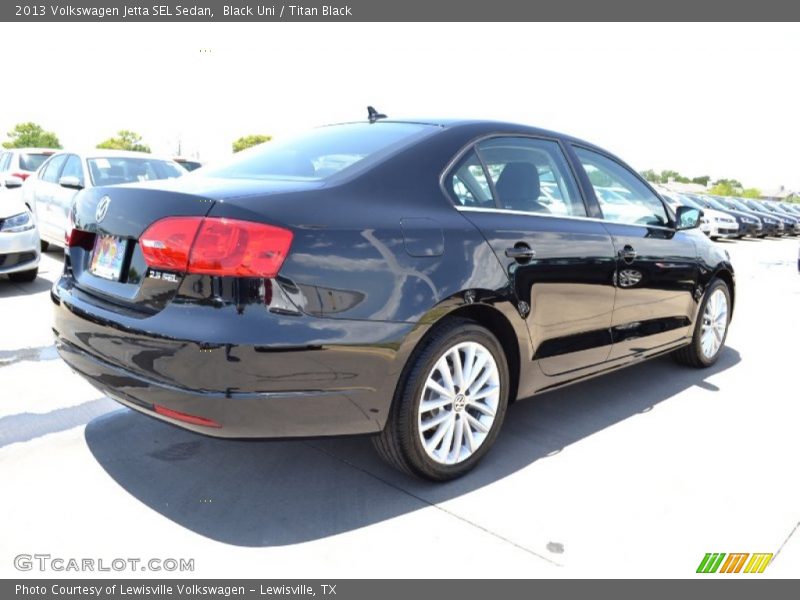 Black Uni / Titan Black 2013 Volkswagen Jetta SEL Sedan