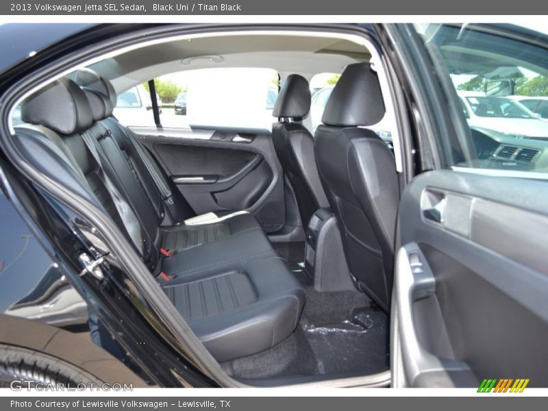 Black Uni / Titan Black 2013 Volkswagen Jetta SEL Sedan