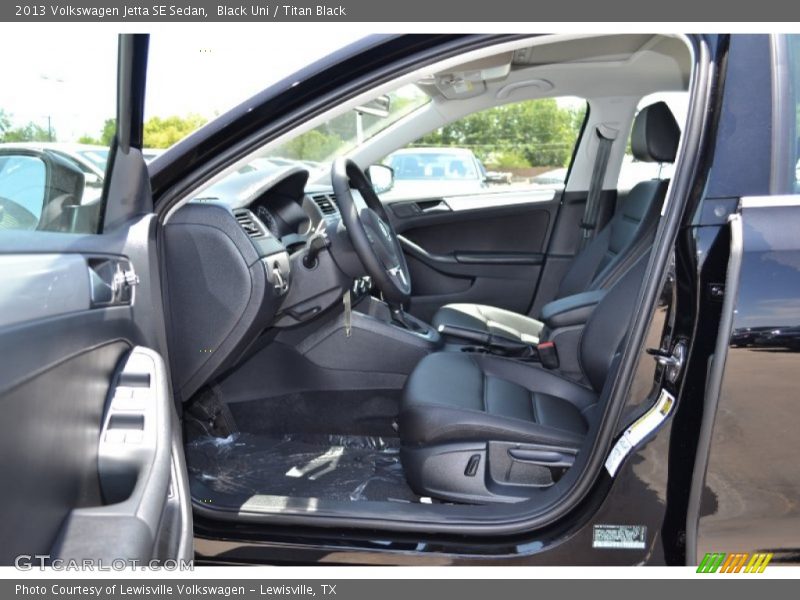 Black Uni / Titan Black 2013 Volkswagen Jetta SE Sedan