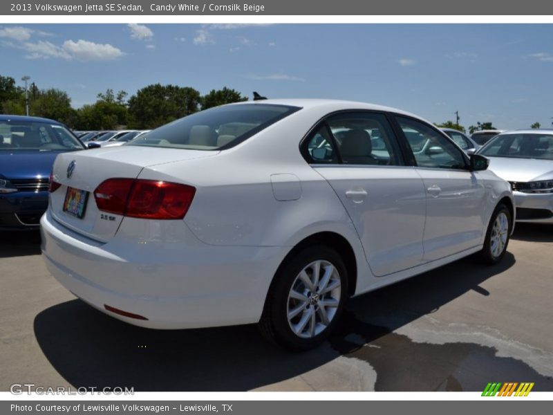 Candy White / Cornsilk Beige 2013 Volkswagen Jetta SE Sedan