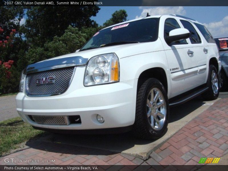 Summit White / Ebony Black 2007 GMC Yukon Denali AWD