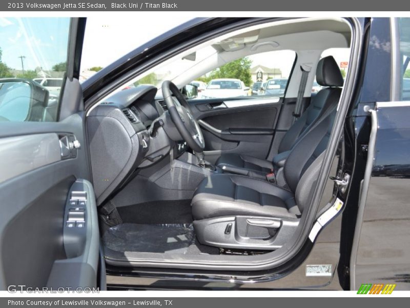 Black Uni / Titan Black 2013 Volkswagen Jetta SE Sedan