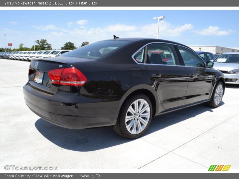 Black / Titan Black 2013 Volkswagen Passat 2.5L SE