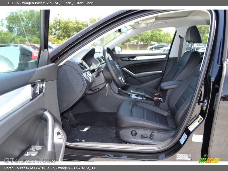 Black / Titan Black 2013 Volkswagen Passat 2.5L SE