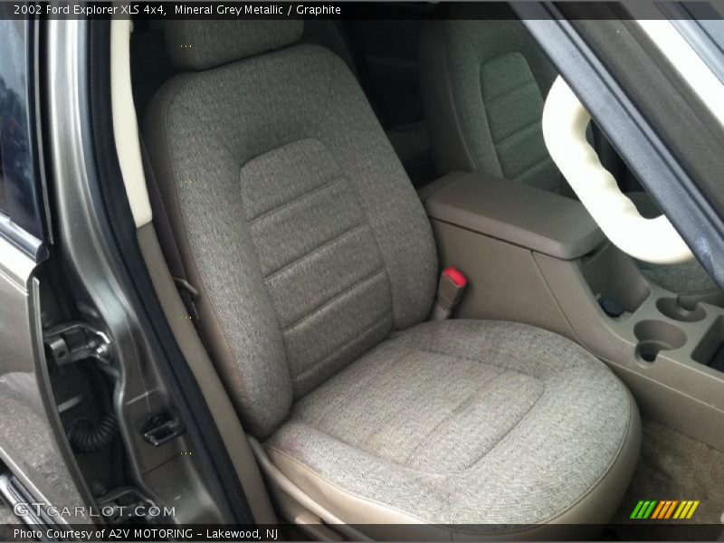 Mineral Grey Metallic / Graphite 2002 Ford Explorer XLS 4x4