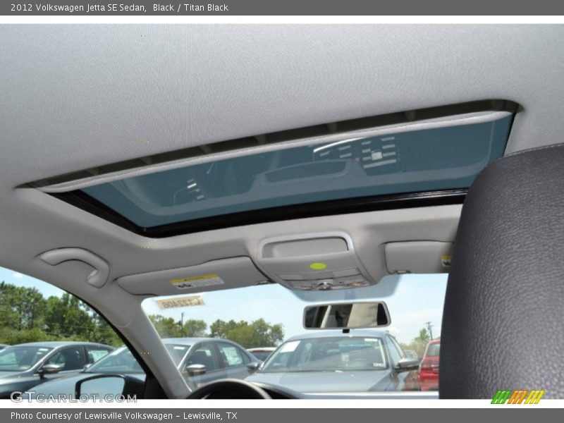 Black / Titan Black 2012 Volkswagen Jetta SE Sedan