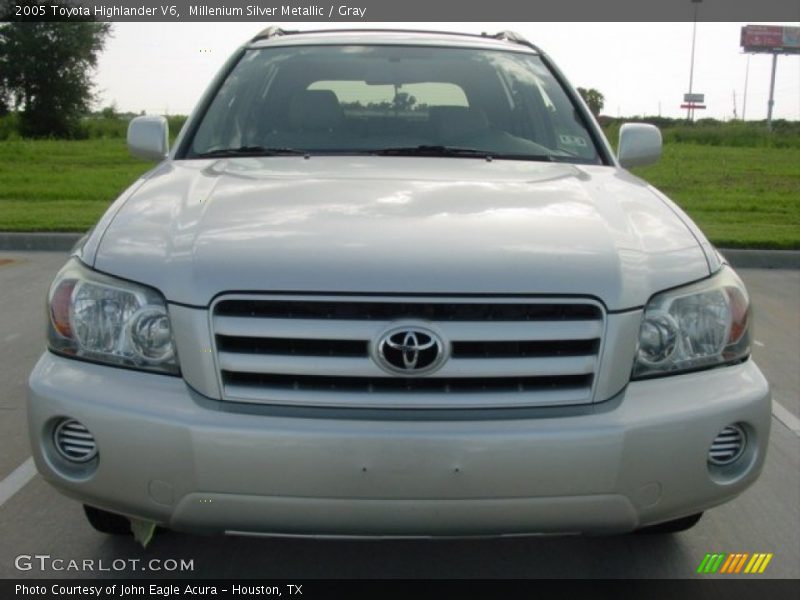 Millenium Silver Metallic / Gray 2005 Toyota Highlander V6