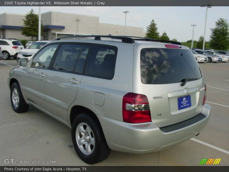 Millenium Silver Metallic / Gray 2005 Toyota Highlander V6