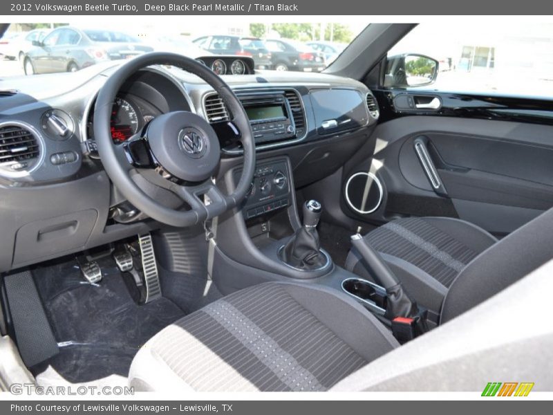 Deep Black Pearl Metallic / Titan Black 2012 Volkswagen Beetle Turbo
