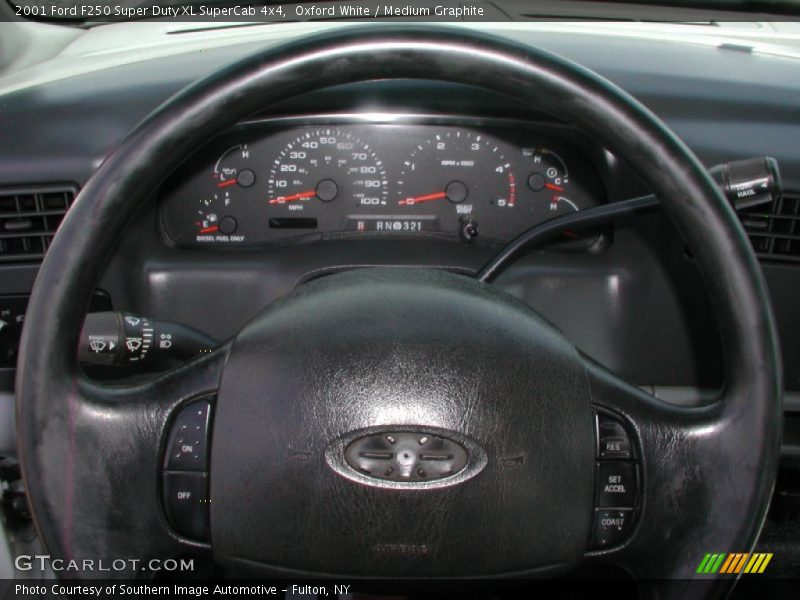 Oxford White / Medium Graphite 2001 Ford F250 Super Duty XL SuperCab 4x4