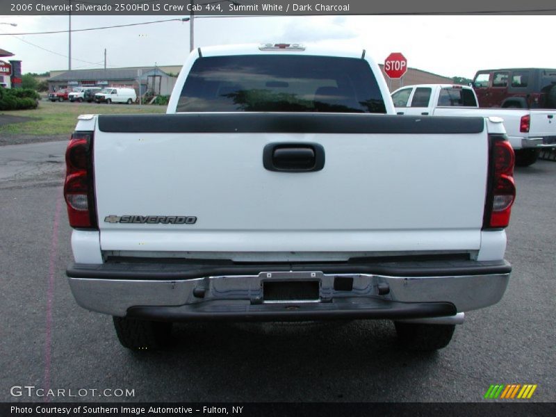 Summit White / Dark Charcoal 2006 Chevrolet Silverado 2500HD LS Crew Cab 4x4