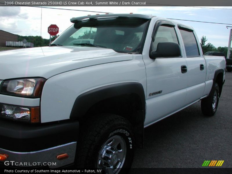 Summit White / Dark Charcoal 2006 Chevrolet Silverado 2500HD LS Crew Cab 4x4
