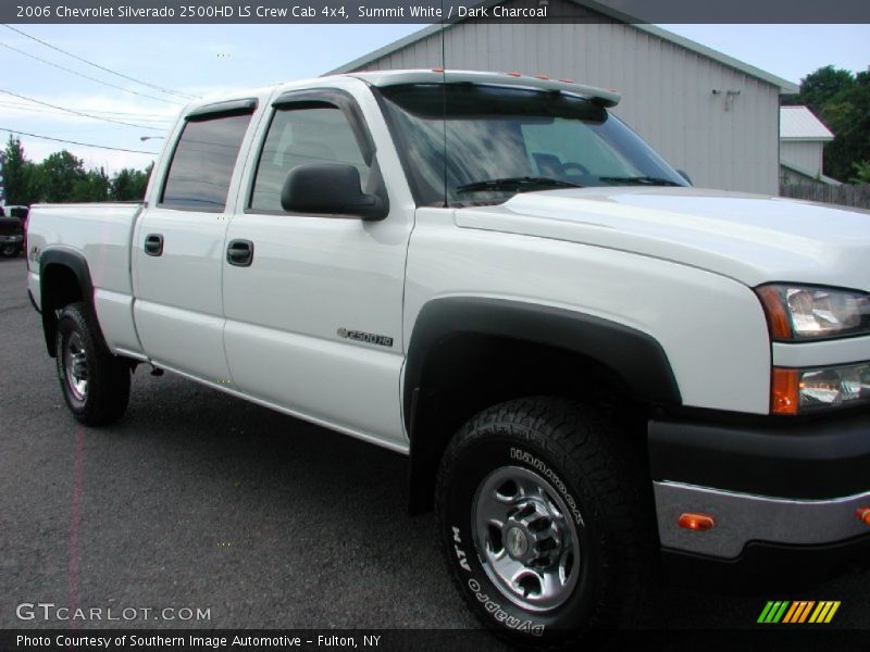 Summit White / Dark Charcoal 2006 Chevrolet Silverado 2500HD LS Crew Cab 4x4