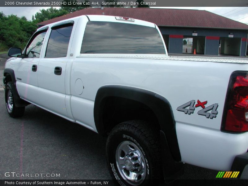 Summit White / Dark Charcoal 2006 Chevrolet Silverado 2500HD LS Crew Cab 4x4