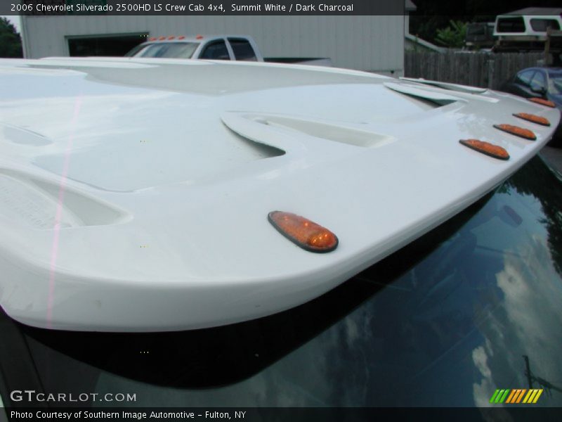 Summit White / Dark Charcoal 2006 Chevrolet Silverado 2500HD LS Crew Cab 4x4
