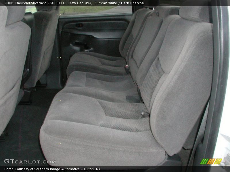 Summit White / Dark Charcoal 2006 Chevrolet Silverado 2500HD LS Crew Cab 4x4