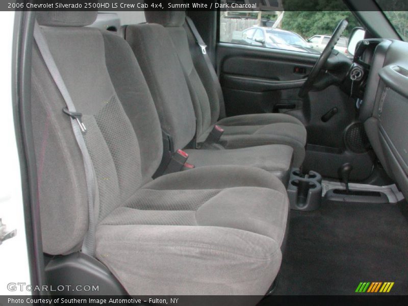 Summit White / Dark Charcoal 2006 Chevrolet Silverado 2500HD LS Crew Cab 4x4