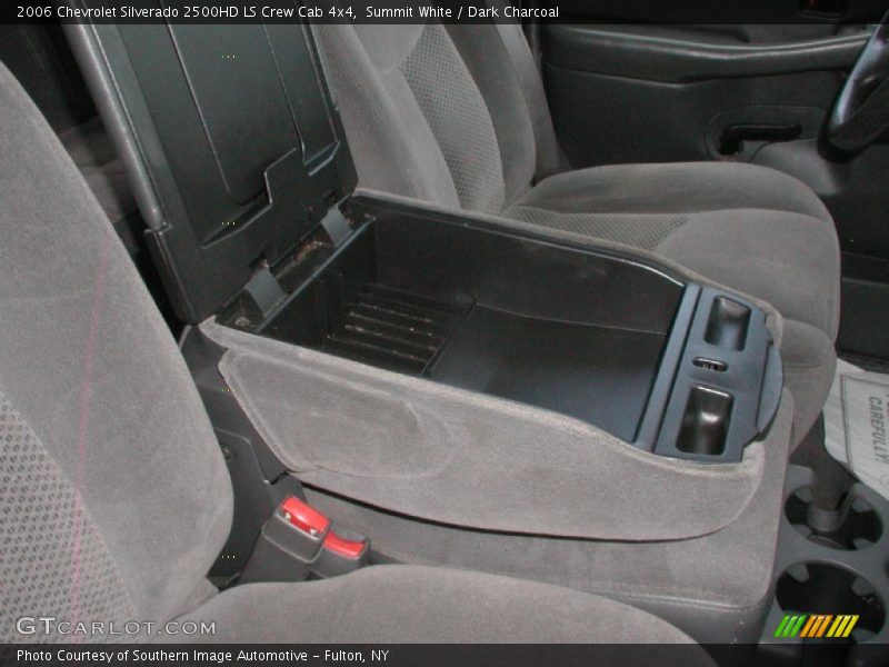 Summit White / Dark Charcoal 2006 Chevrolet Silverado 2500HD LS Crew Cab 4x4