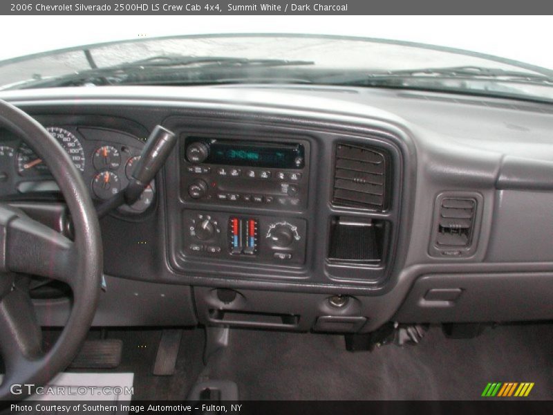 Summit White / Dark Charcoal 2006 Chevrolet Silverado 2500HD LS Crew Cab 4x4