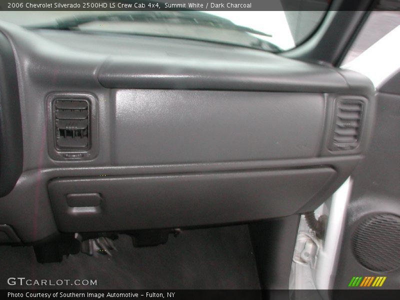 Summit White / Dark Charcoal 2006 Chevrolet Silverado 2500HD LS Crew Cab 4x4