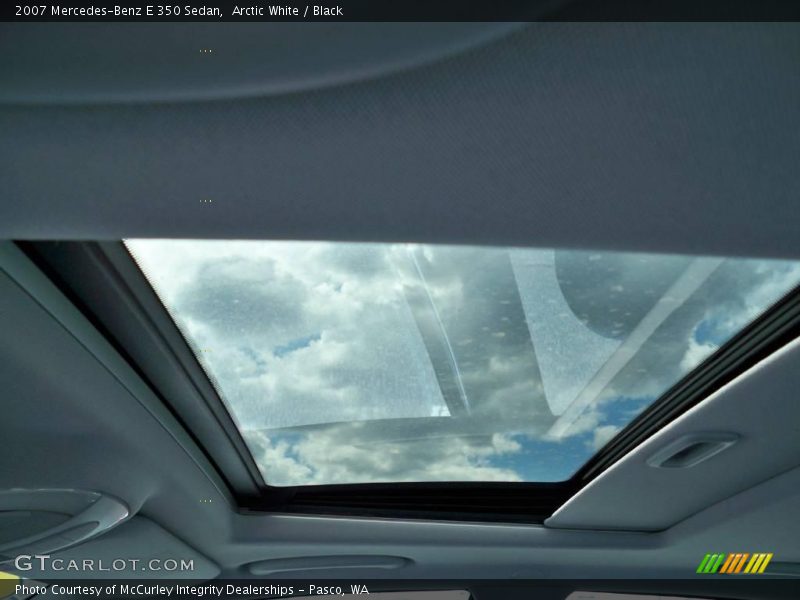 Arctic White / Black 2007 Mercedes-Benz E 350 Sedan