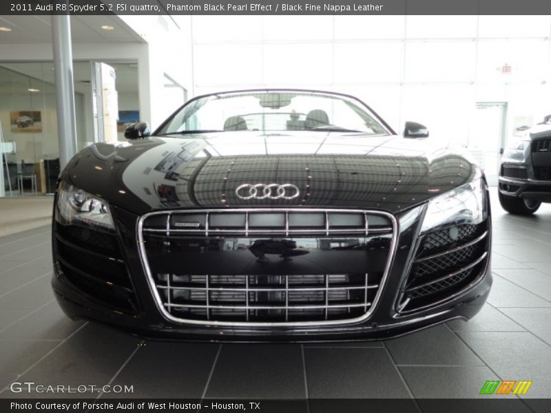 Phantom Black Pearl Effect / Black Fine Nappa Leather 2011 Audi R8 Spyder 5.2 FSI quattro