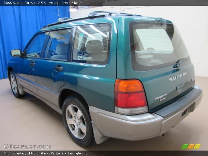 Arcadia Green / Beige 2000 Subaru Forester 2.5 S