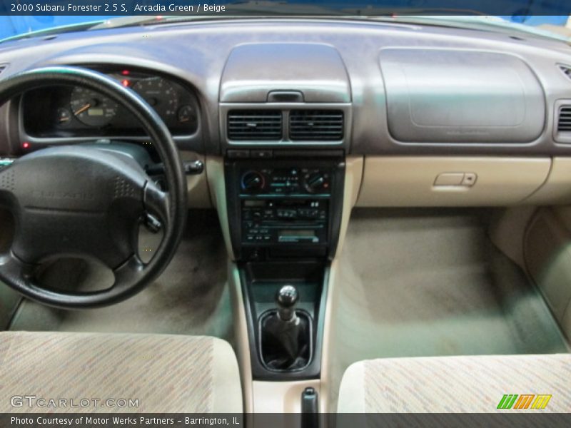 Arcadia Green / Beige 2000 Subaru Forester 2.5 S