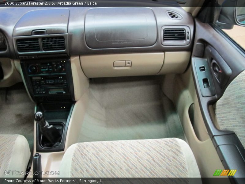 Arcadia Green / Beige 2000 Subaru Forester 2.5 S