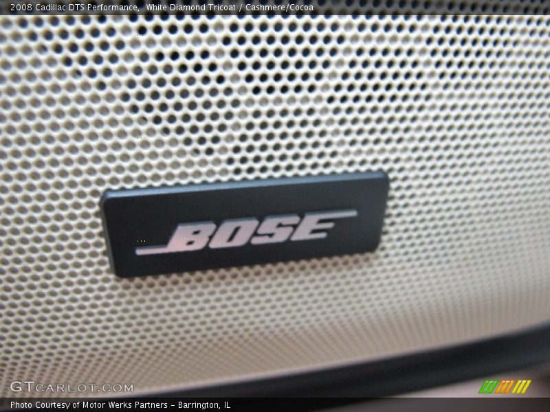 White Diamond Tricoat / Cashmere/Cocoa 2008 Cadillac DTS Performance