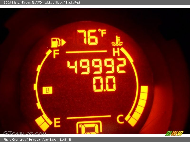 Wicked Black / Black/Red 2009 Nissan Rogue SL AWD