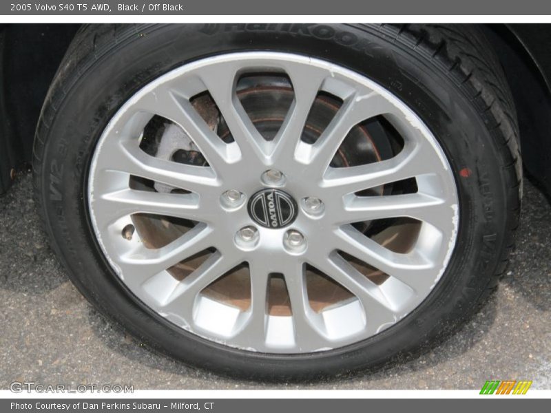  2005 S40 T5 AWD Wheel