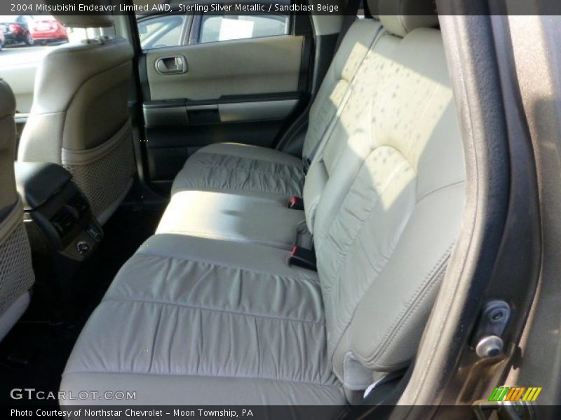 Sterling Silver Metallic / Sandblast Beige 2004 Mitsubishi Endeavor Limited AWD