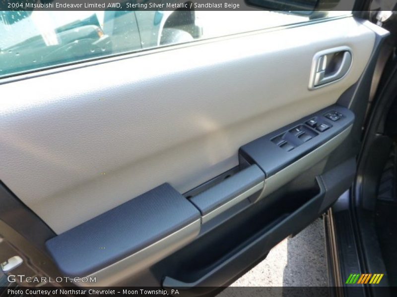Sterling Silver Metallic / Sandblast Beige 2004 Mitsubishi Endeavor Limited AWD