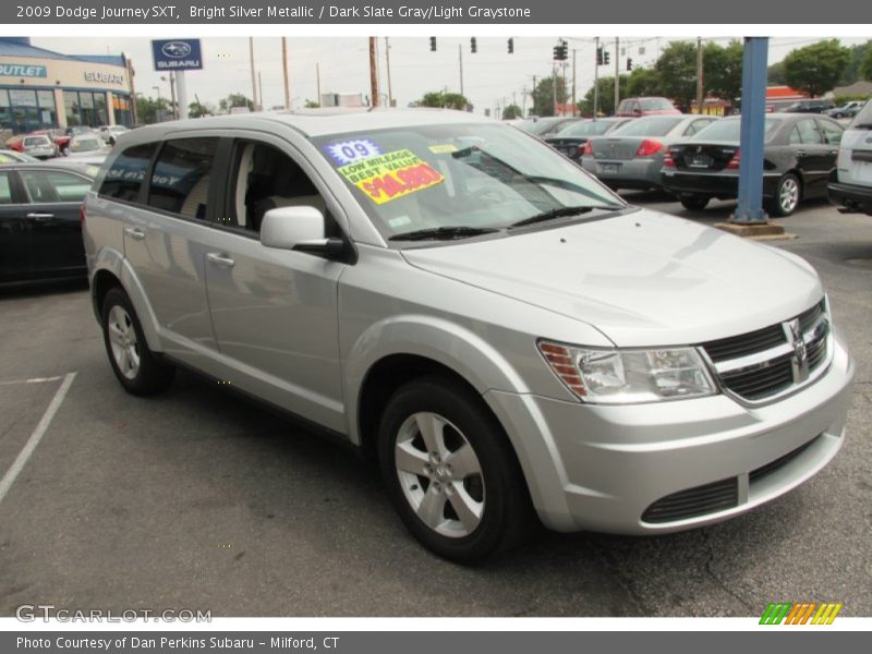 Bright Silver Metallic / Dark Slate Gray/Light Graystone 2009 Dodge Journey SXT