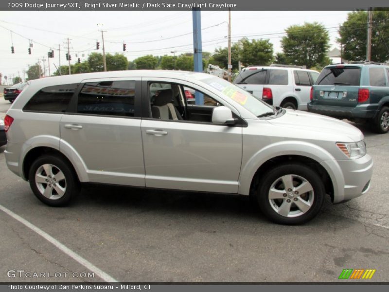 Bright Silver Metallic / Dark Slate Gray/Light Graystone 2009 Dodge Journey SXT