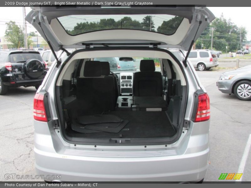 Bright Silver Metallic / Dark Slate Gray/Light Graystone 2009 Dodge Journey SXT