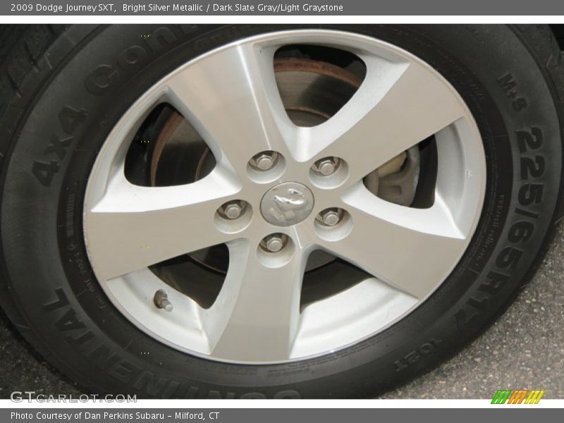 Bright Silver Metallic / Dark Slate Gray/Light Graystone 2009 Dodge Journey SXT