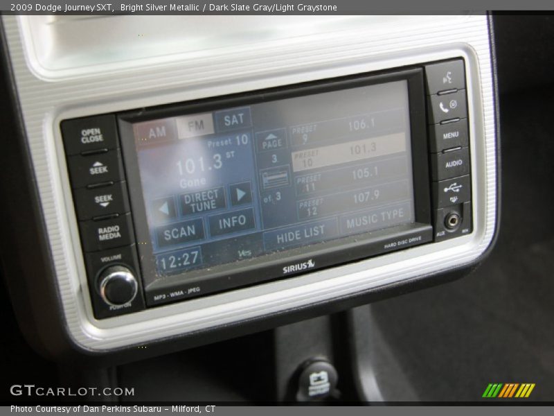 Bright Silver Metallic / Dark Slate Gray/Light Graystone 2009 Dodge Journey SXT