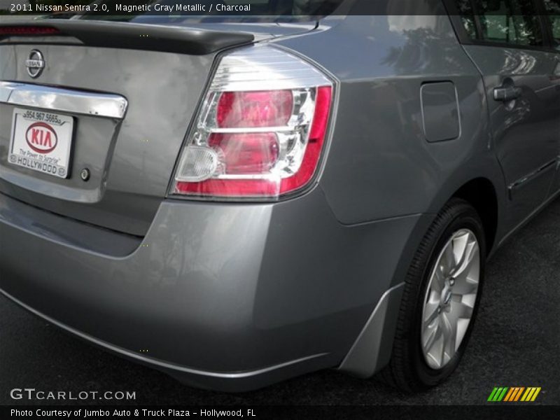 Magnetic Gray Metallic / Charcoal 2011 Nissan Sentra 2.0