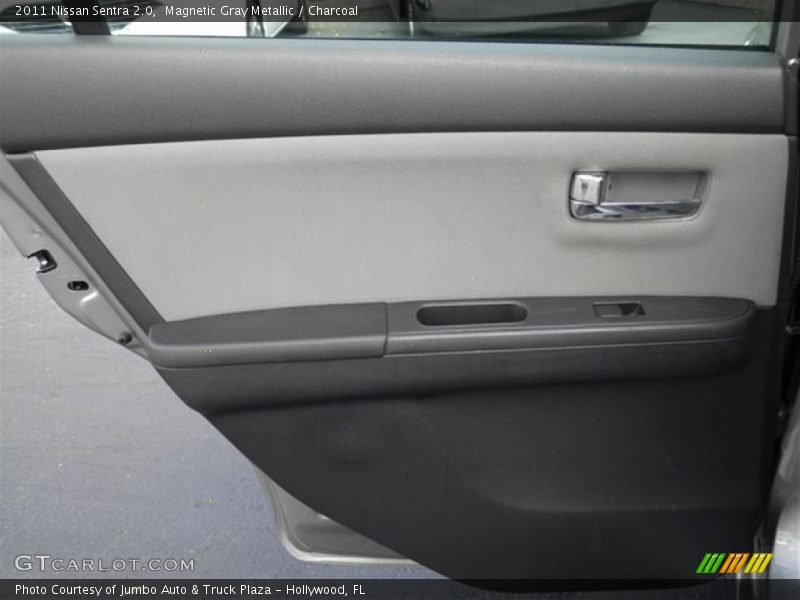 Magnetic Gray Metallic / Charcoal 2011 Nissan Sentra 2.0