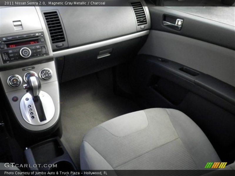 Magnetic Gray Metallic / Charcoal 2011 Nissan Sentra 2.0