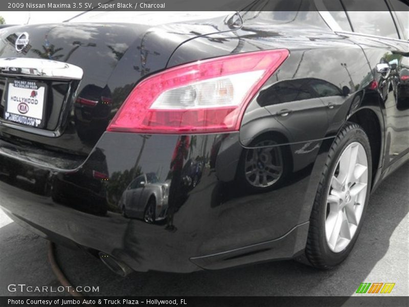 Super Black / Charcoal 2009 Nissan Maxima 3.5 SV