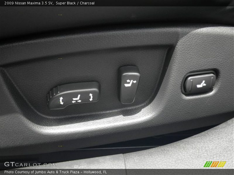 Super Black / Charcoal 2009 Nissan Maxima 3.5 SV