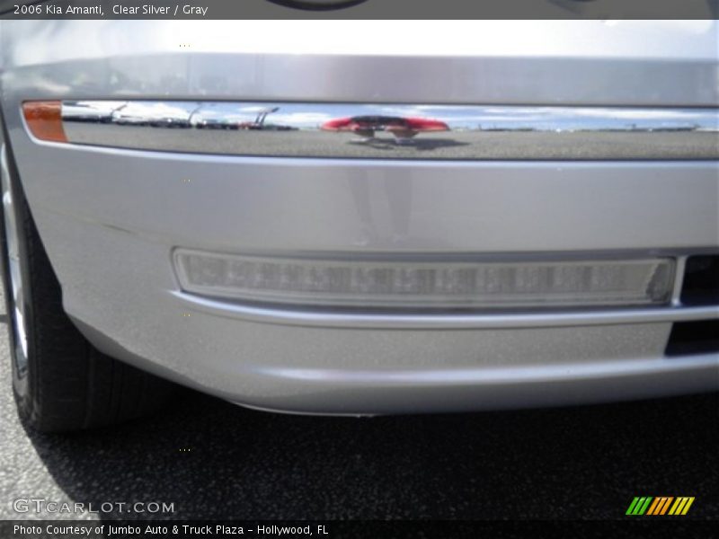 Clear Silver / Gray 2006 Kia Amanti