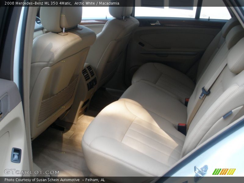 Arctic White / Macadamia 2008 Mercedes-Benz ML 350 4Matic