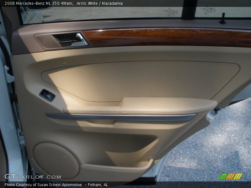 Arctic White / Macadamia 2008 Mercedes-Benz ML 350 4Matic