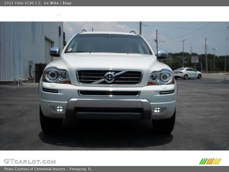 Ice White / Beige 2013 Volvo XC90 3.2